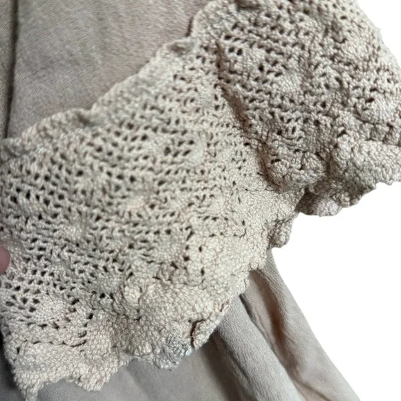 Listicle Mauve Boho Lace Trim Top - Picture 3 of 5